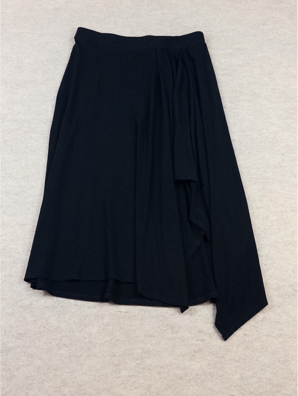 Chico's Black Rayon Spandex Asymmetric Hem Skirt Size 1